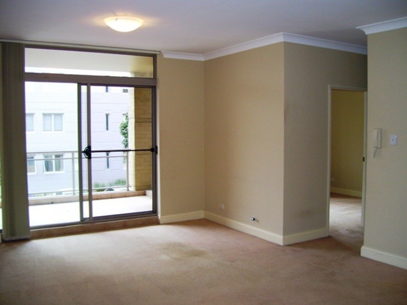 8/102 William Street, Five Dock NSW 2046