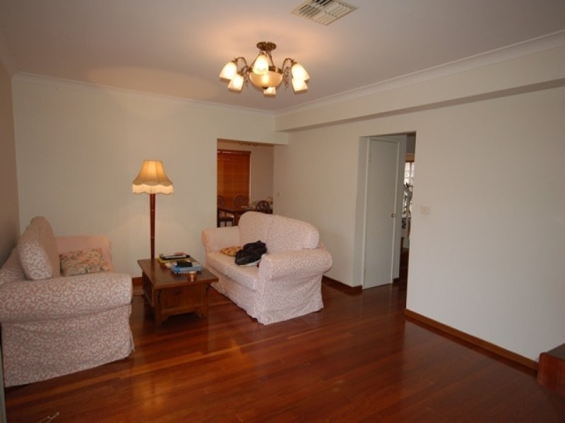 6 Barcom Street, Merrylands West NSW 2160