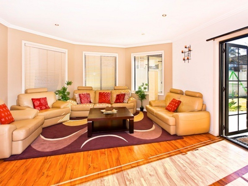 61 CORINDA STREET, St Johns Park NSW 2176