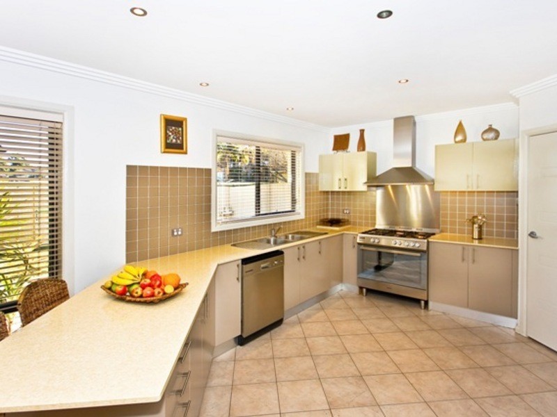 61 CORINDA STREET, St Johns Park NSW 2176