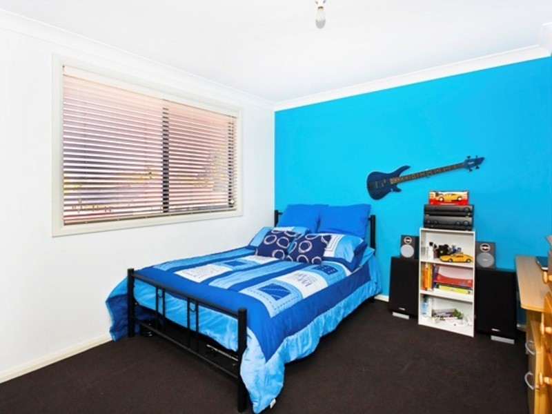 61 CORINDA STREET, St Johns Park NSW 2176
