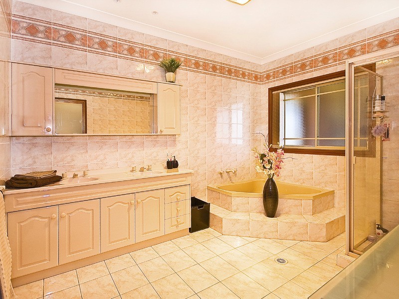 Denham Court NSW 2565