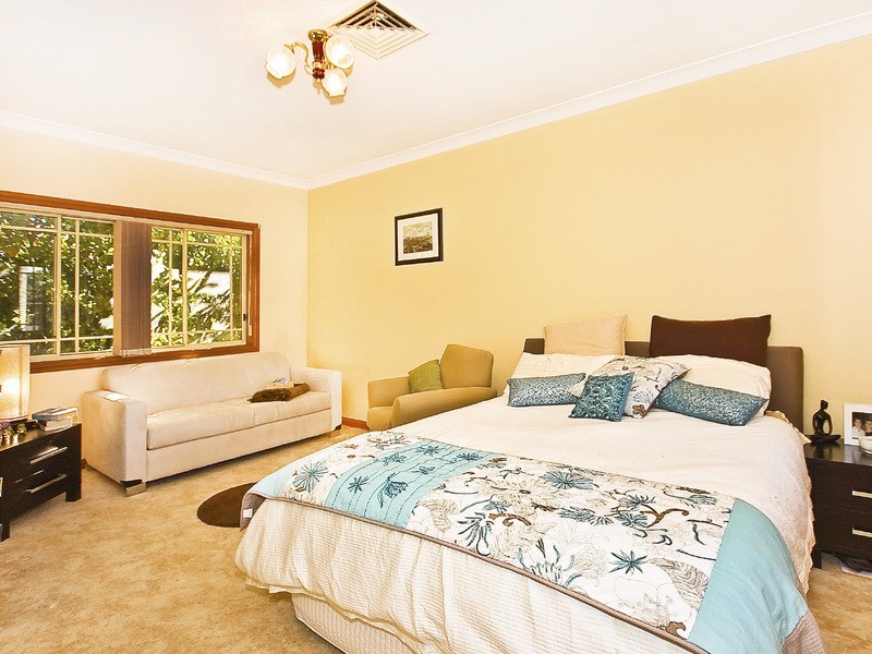 Denham Court NSW 2565