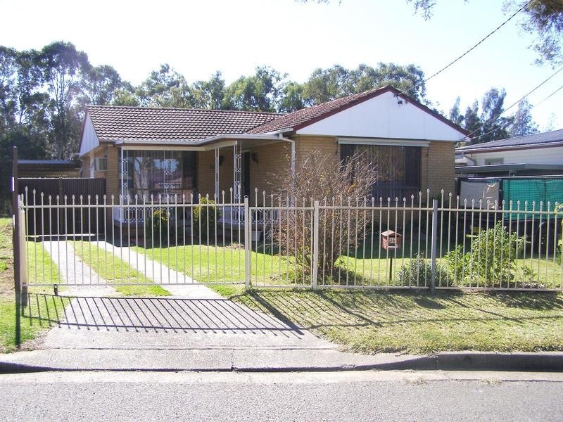 56 Solo Crescent, Fairfield NSW 2165