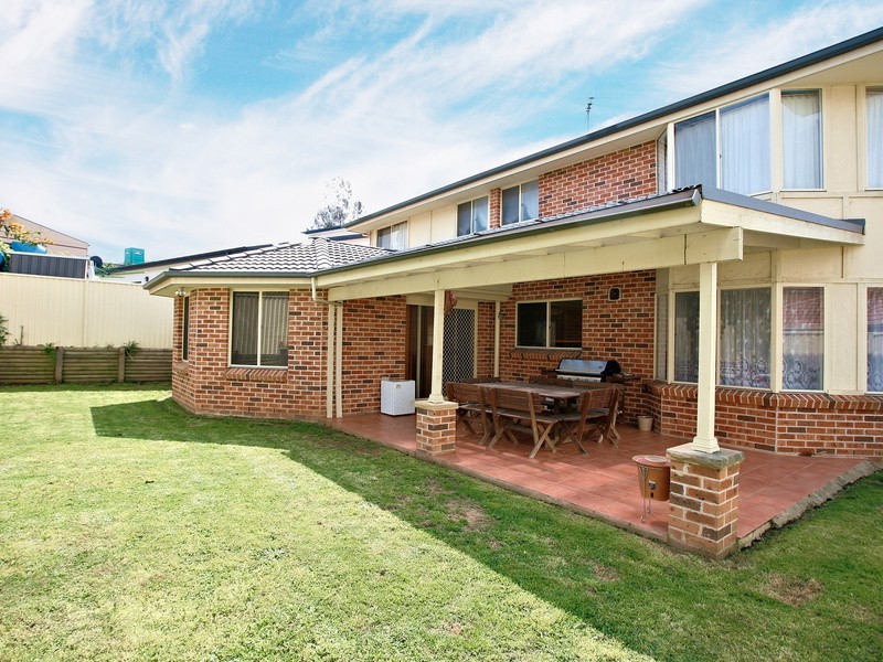 6 PERINA CLOSE, Casula NSW 2170