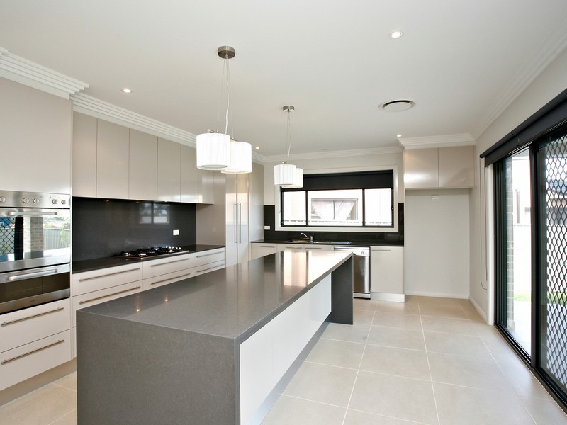 Middleton Grange NSW 2171