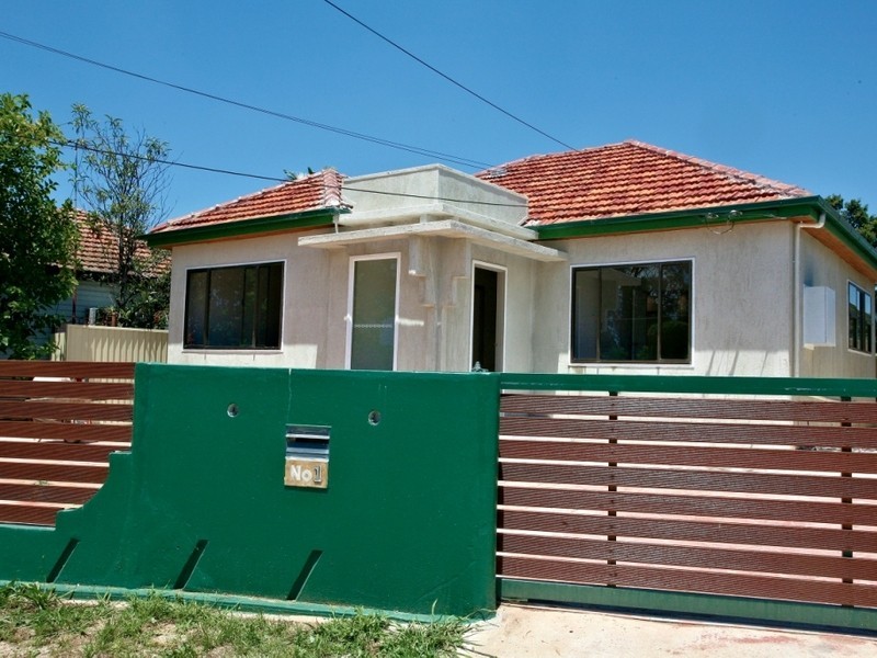 Fairfield NSW 2165