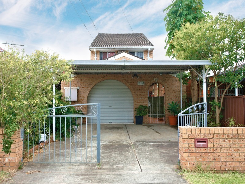 35A  Duke Street, Canley Heights NSW 2166