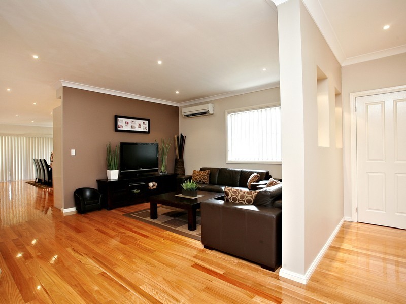 Fairfield West NSW 2165