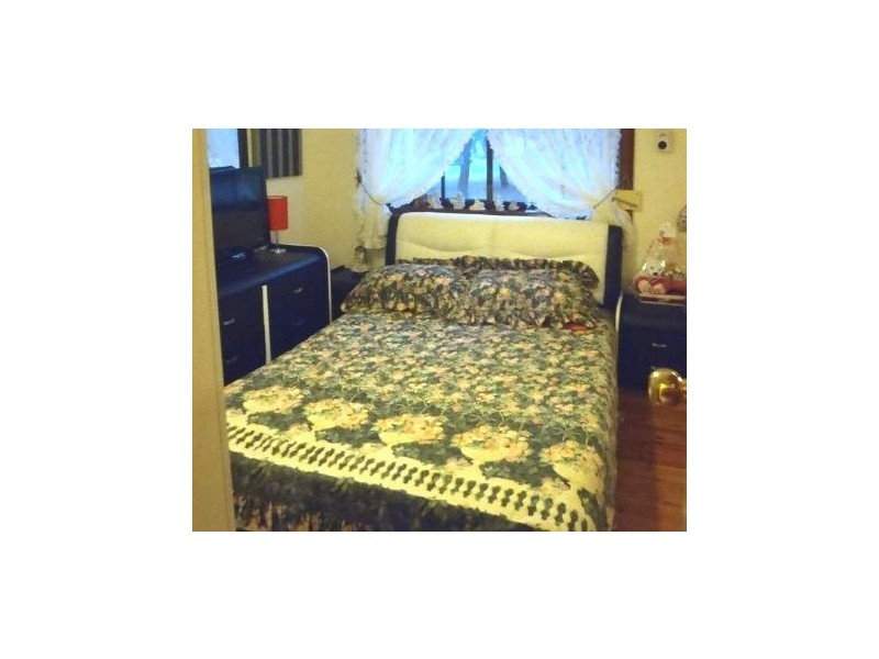 Fairfield West NSW 2165