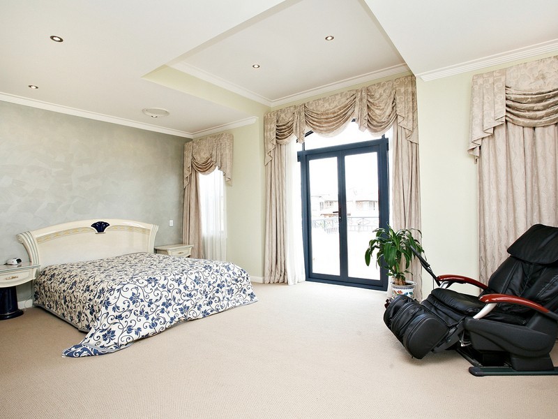 23 GARMENT, Fairfield West NSW 2165