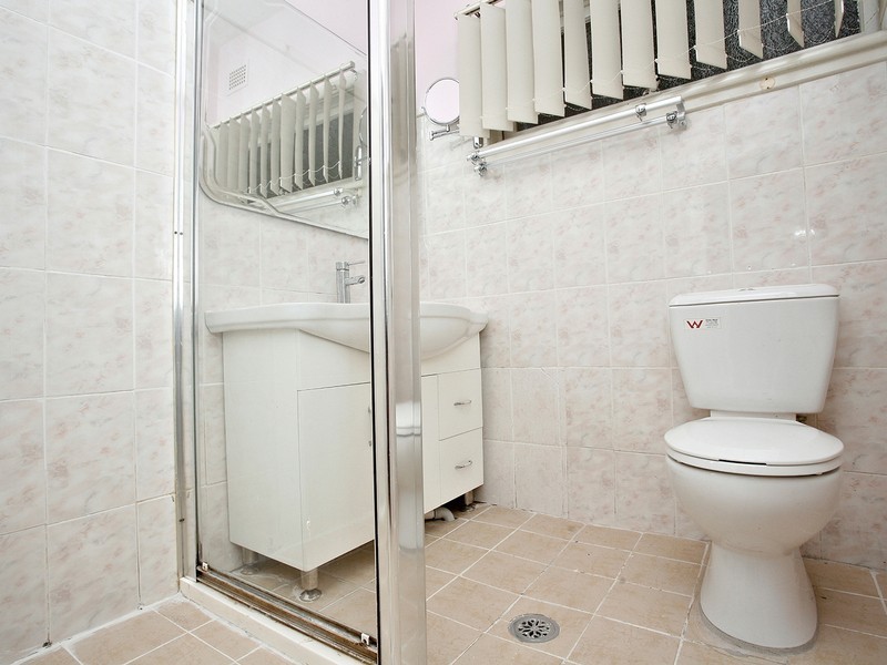 23 Cockburn Crescent, Fairfield East NSW 2165