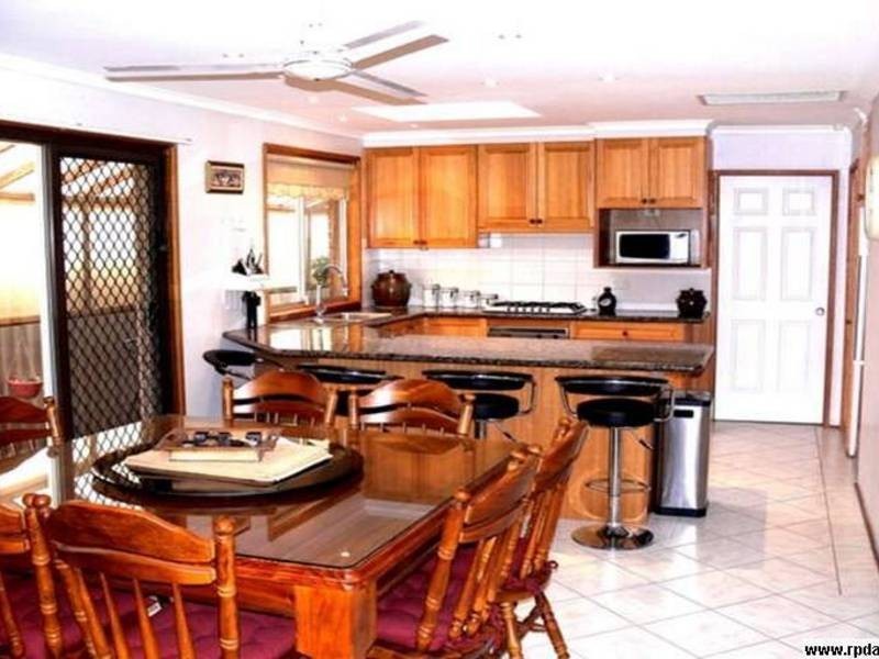 Bossley Park NSW 2176