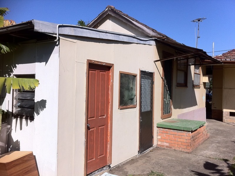 76A Delamere St, Canley Vale NSW 2166