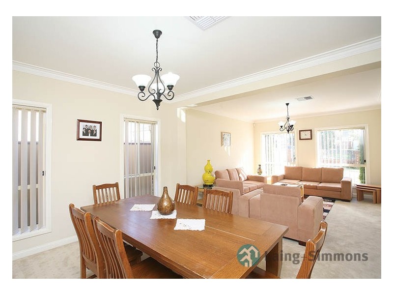 11 BRENTWOOD ST, Fairfield West NSW 2165