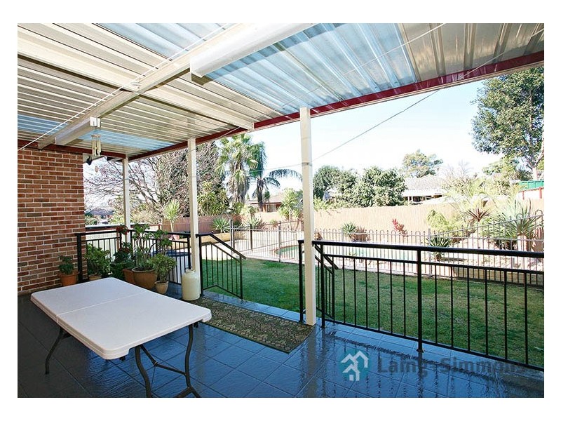 11 BRENTWOOD ST, Fairfield West NSW 2165