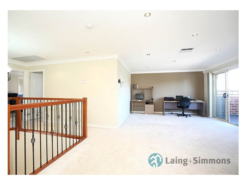 11 BRENTWOOD ST, Fairfield West NSW 2165