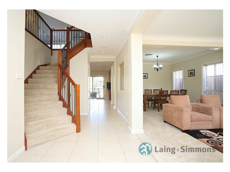 11 BRENTWOOD ST, Fairfield West NSW 2165