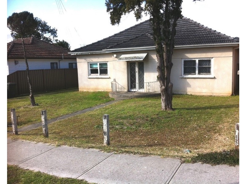 24 Derby st, Canley Heights NSW 2166