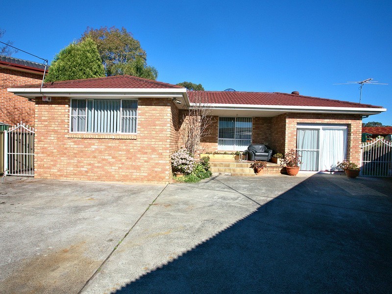 Canley Heights NSW 2166