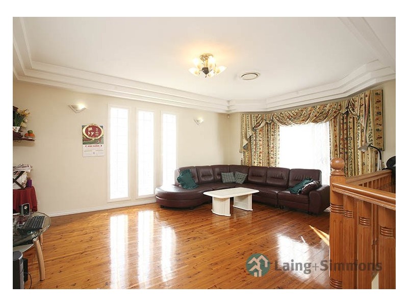 6 Rhys Place, Edensor Park NSW 2176