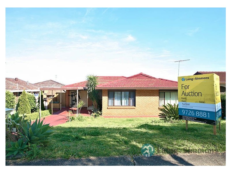 24 BERRY ST, Prairiewood NSW 2176