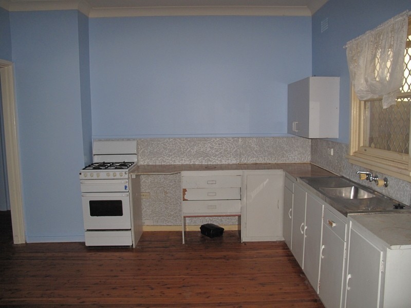 Fairfield West NSW 2165