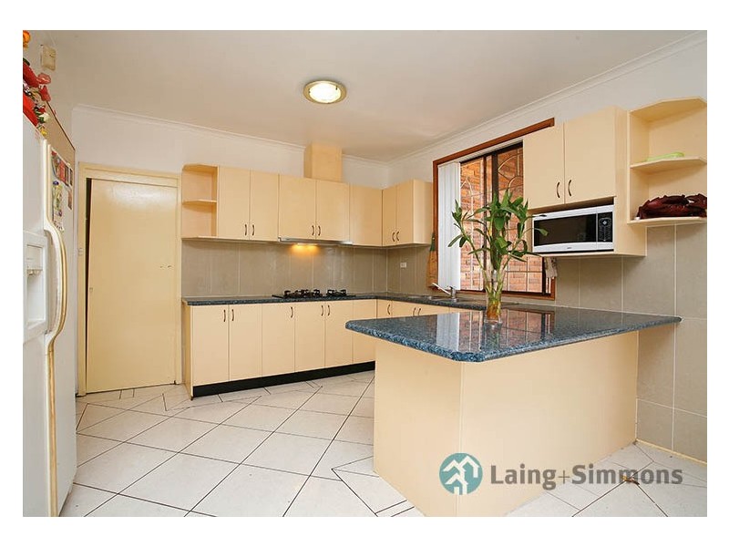 12 BERNADETTE PLACE, Fairfield NSW 2165