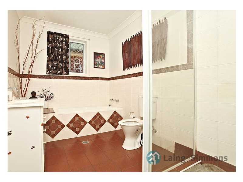 Greenfield Park NSW 2176