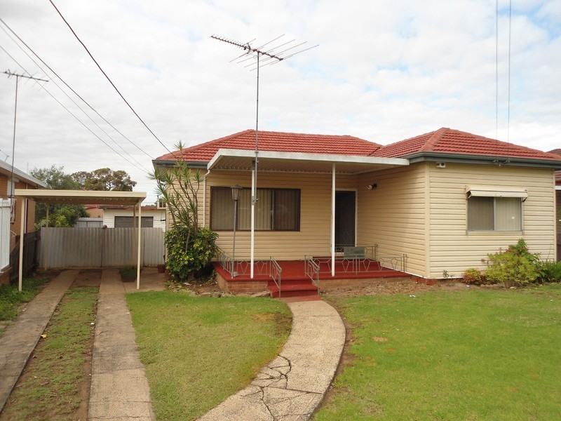 Fairfield West NSW 2165