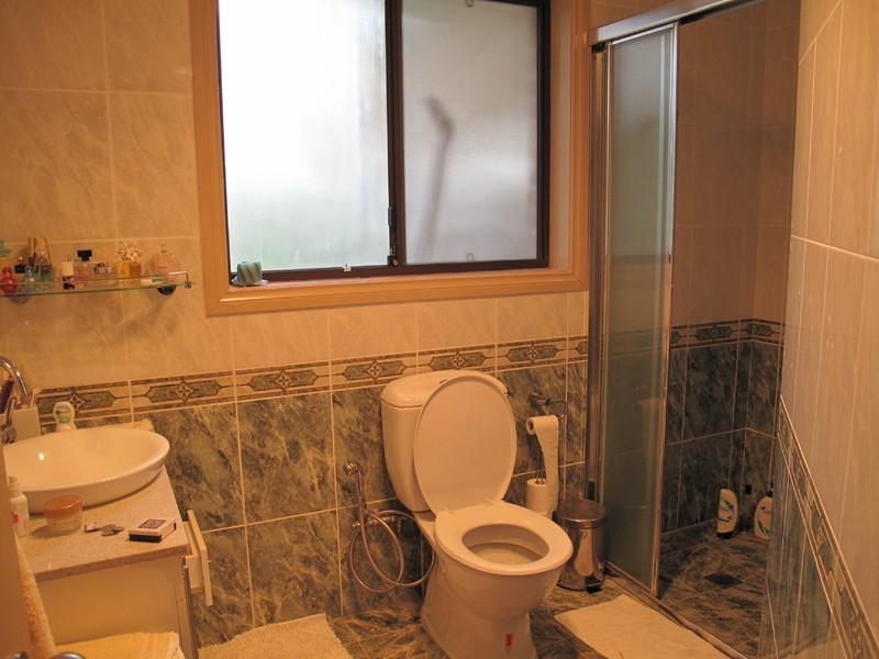 Fairfield East NSW 2165