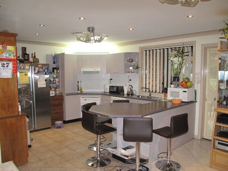 Fairfield East NSW 2165