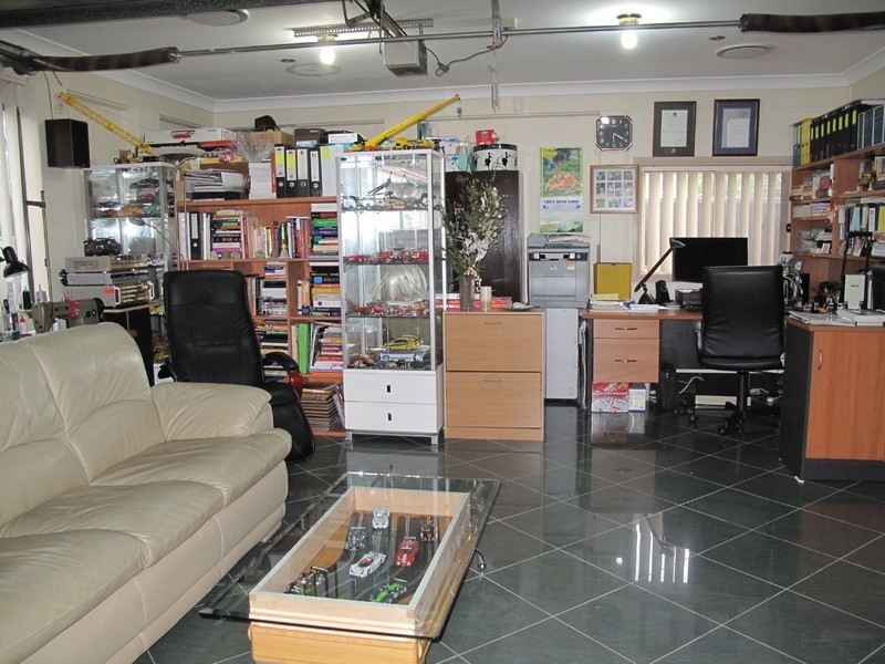 Fairfield East NSW 2165