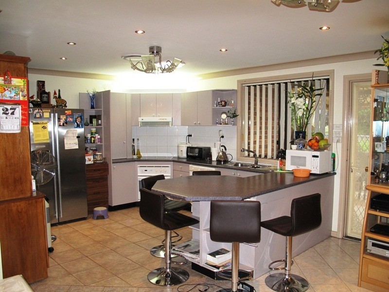 Fairfield East NSW 2165