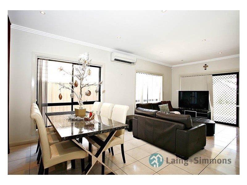 12 Stuart st, Canley Vale NSW 2166