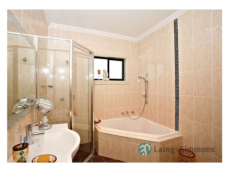 12 Stuart st, Canley Vale NSW 2166