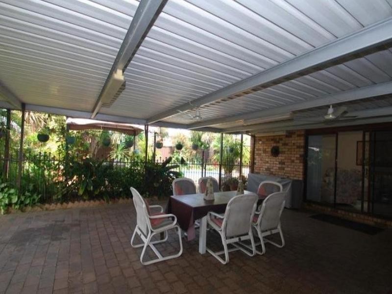 Edensor Park NSW 2176