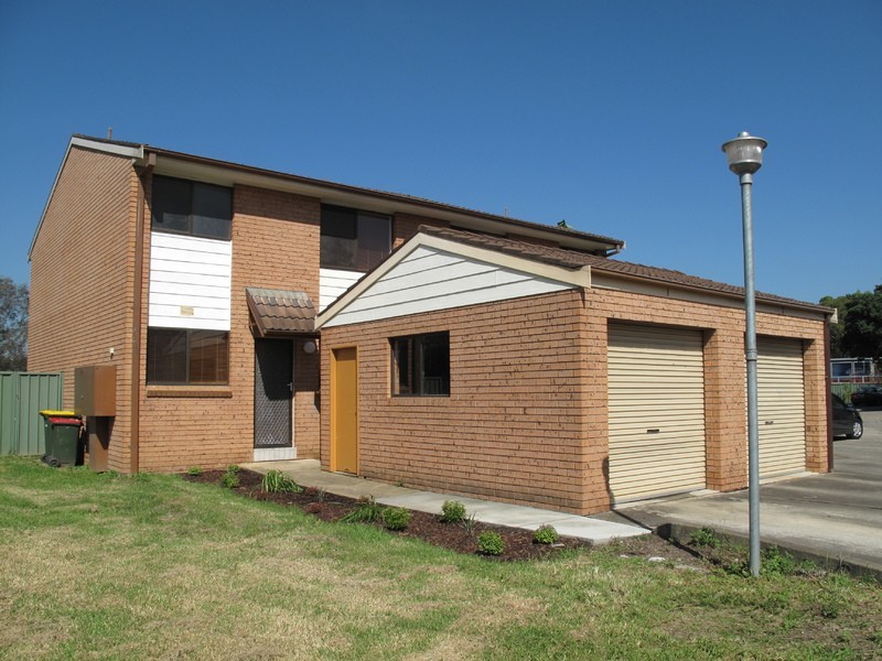1/1 MANNING ST, Warwick Farm NSW 2170