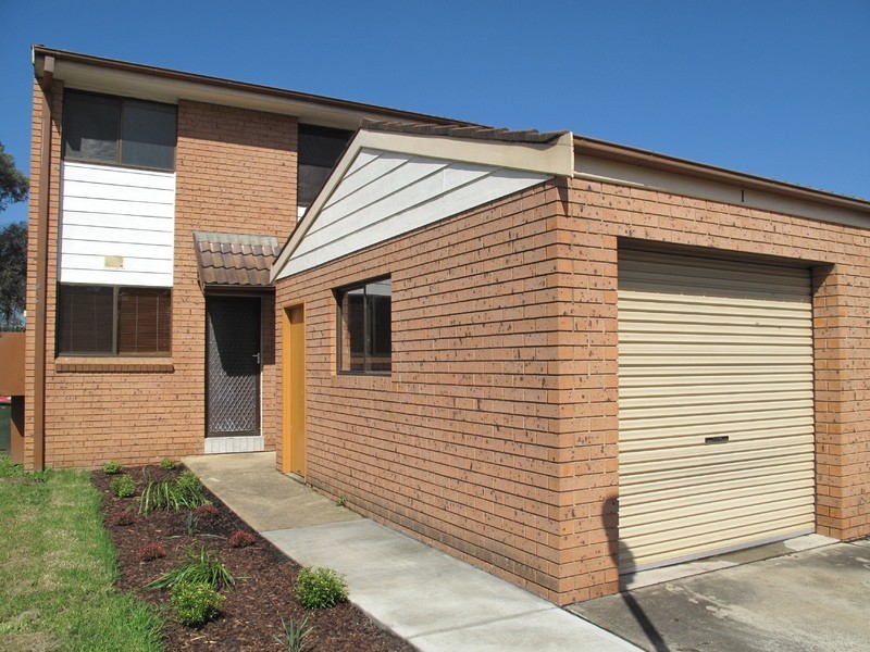 1/1 MANNING ST, Warwick Farm NSW 2170