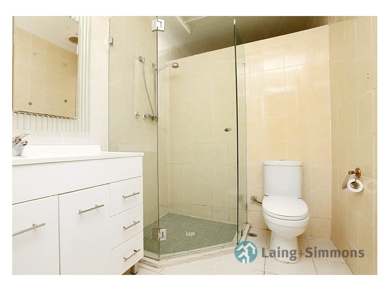 1 Brenan St, Fairfield NSW 2165