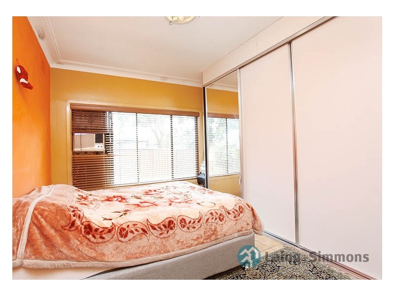 2 Dunrossill Ave, Fairfield East NSW 2165