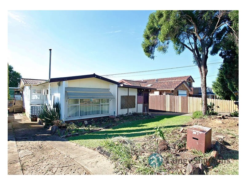 13 Elva St, Cabramatta West NSW 2166