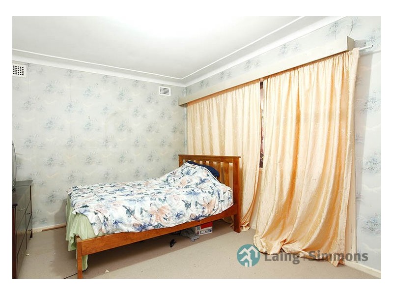 13 Elva St, Cabramatta West NSW 2166