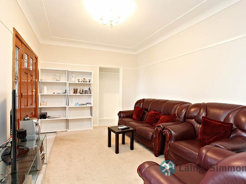 82 Oliphant St, Mount Pritchard NSW 2170