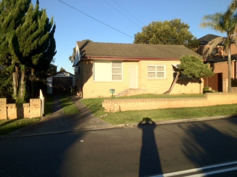 Canley Heights NSW 2166