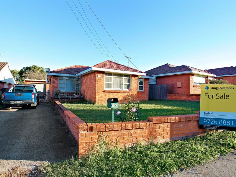 Fairfield West NSW 2165