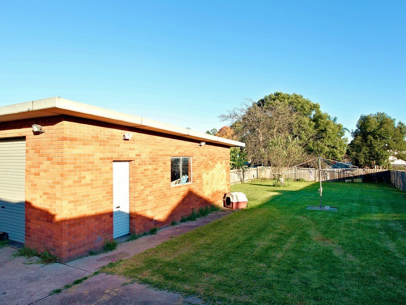 Fairfield West NSW 2165
