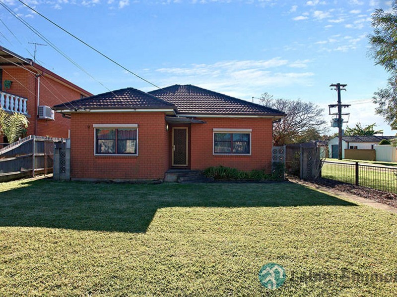 79 Earl Street, Canley Heights NSW 2166