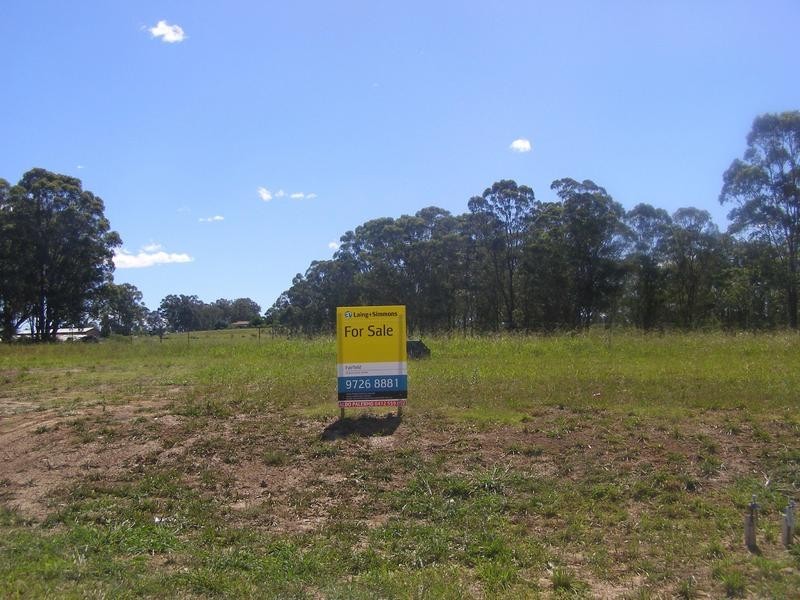 17 Bravo Ave, Middleton Grange NSW 2171