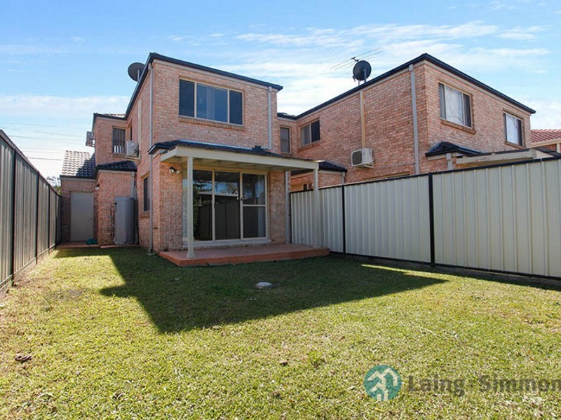 Fairfield West NSW 2165